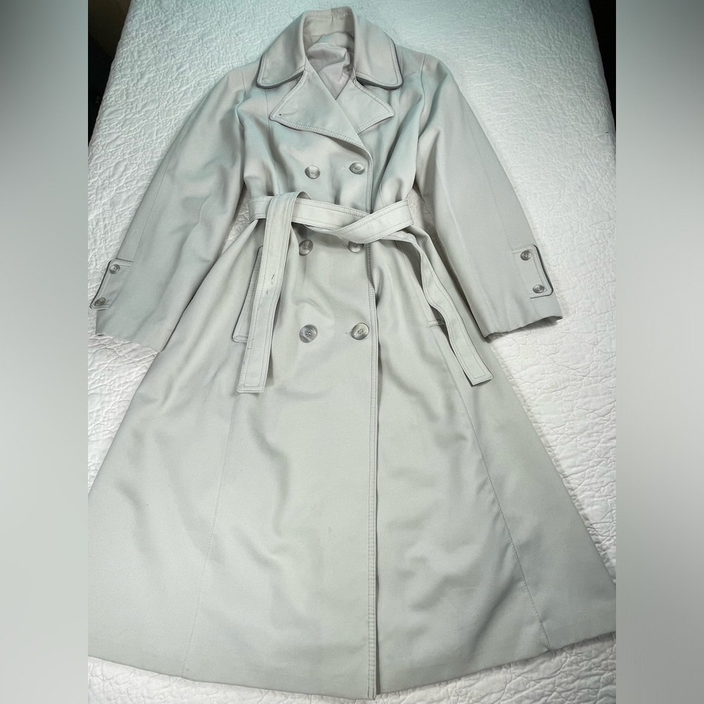 🔥Vintage Forecaster Of Boston Double Breasted Pale Gray Midi Length Trench Coat - Picture 8 of 15